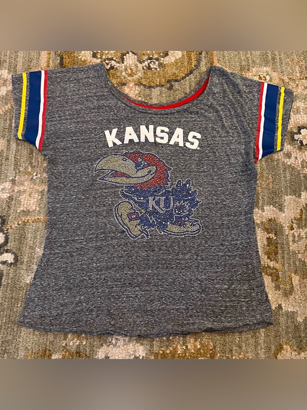 Kansas Jayhawks Shiny stones Jayhawk E5 Shirt Women’s Size Medium Color Grey